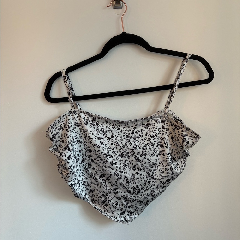 Kendall & Kylie top (size small)